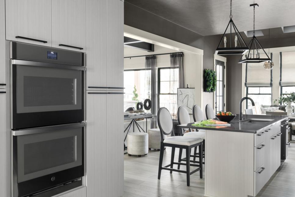 Modern Kitchen