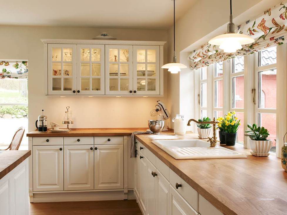 traditional kitchens