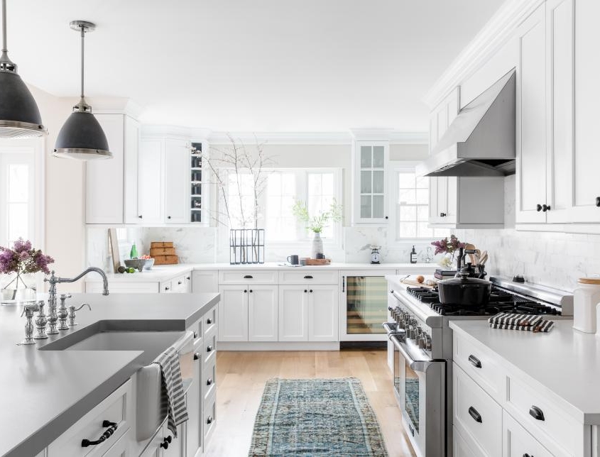 Cottage Contemporary Kitchen