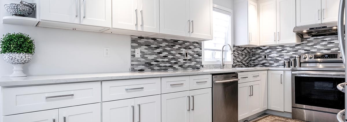 white kitchen cabinets montreal