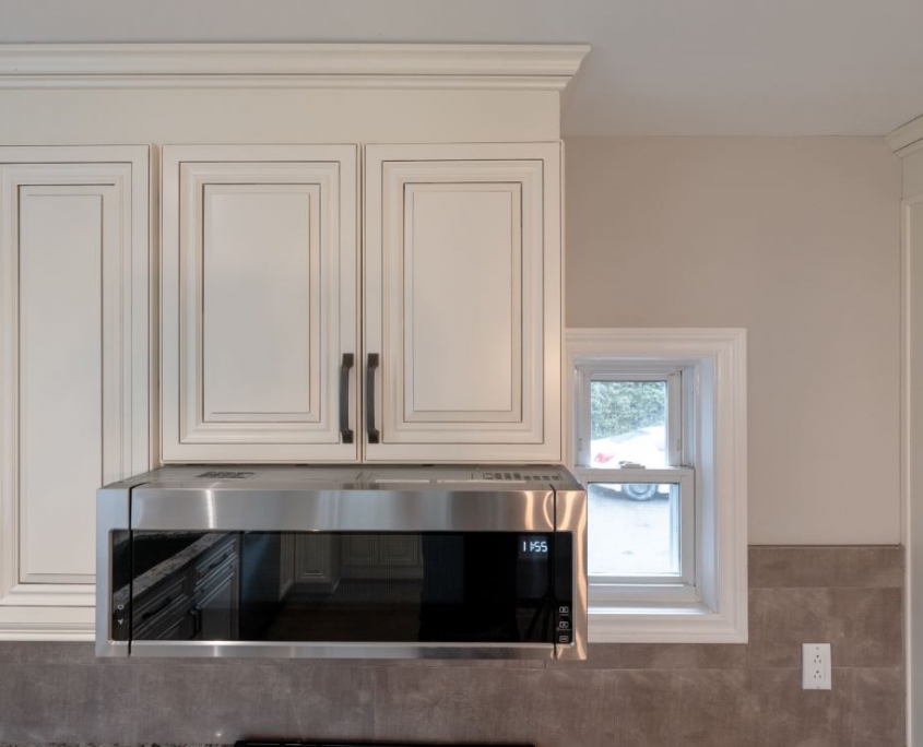 Important Questions to Ask Yourself Before Making an All-White Kitchen