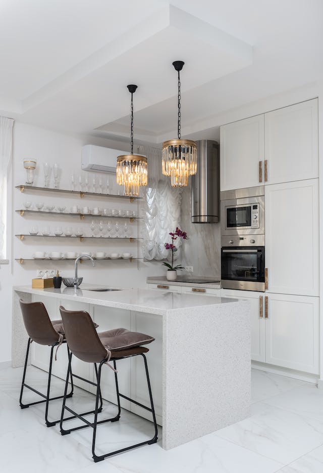 A Bright Kitchen Makes An Inviting Home