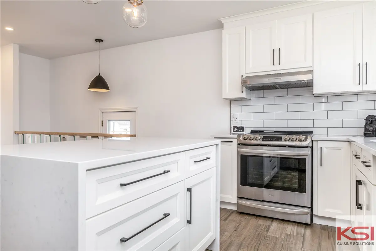 Why Choose Matte White Modern Kitchen Cabinets?