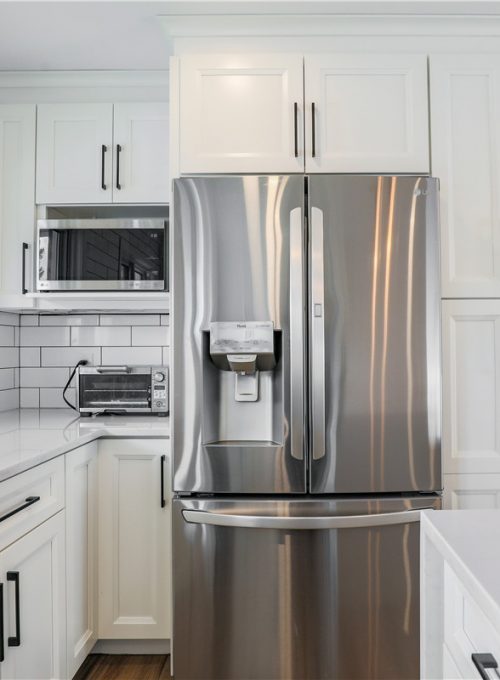 contemporary-kitchen Everything You Need To Know About Wooden And Wood-Like Kitchen Cabinets