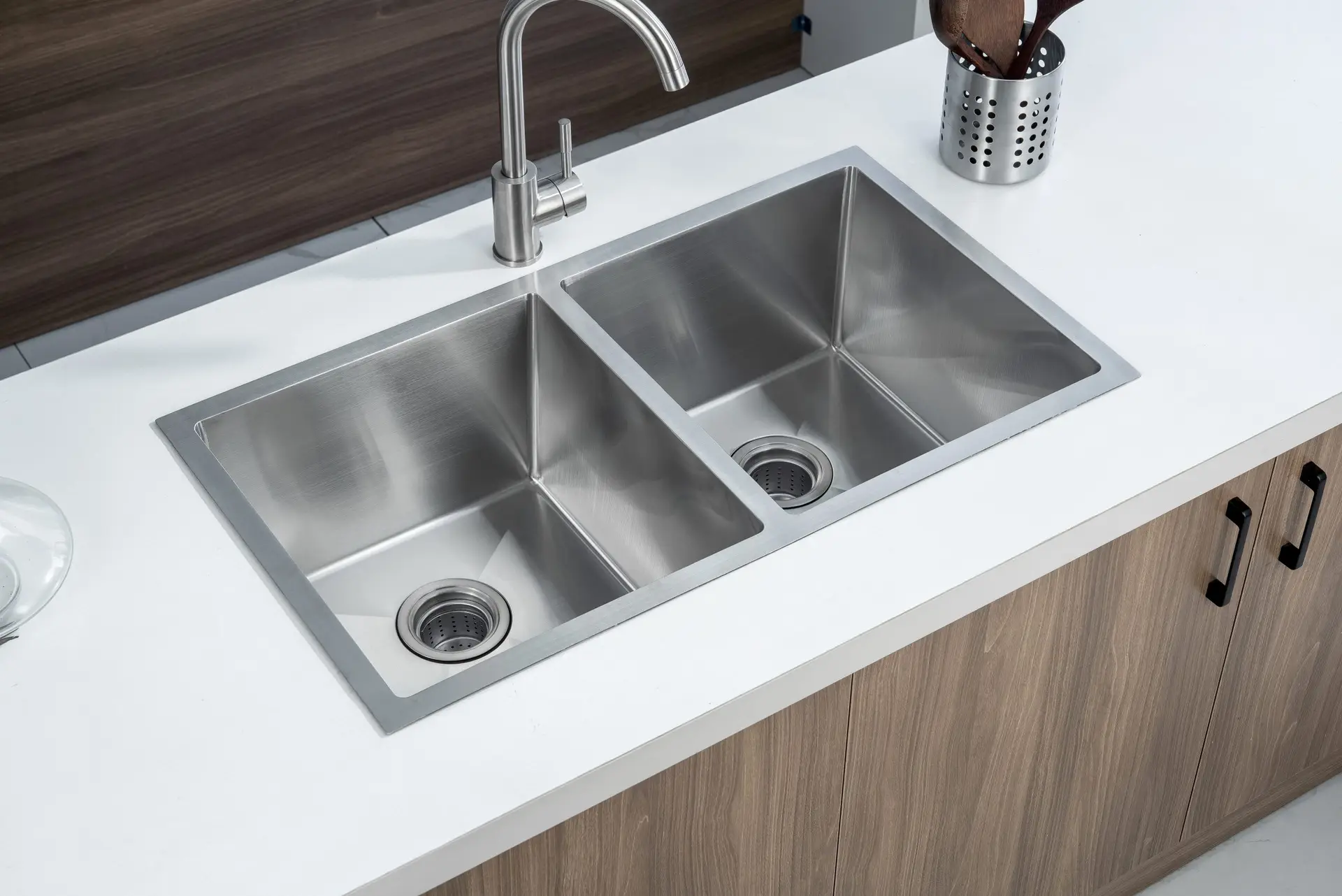 highend stainless steel sink